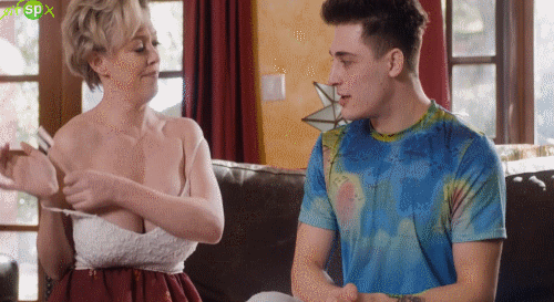 gifs maduritas Chupada Cubana Desnudarse Rubia La profe de matemáticas te da clases practicas Escena 2